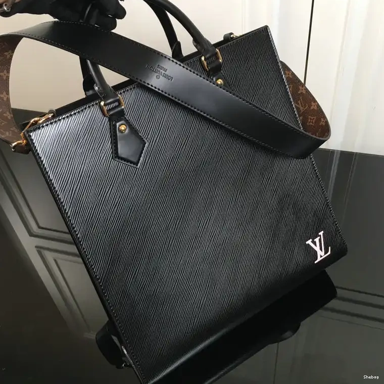 LV 2112FY0030 Bag 0803